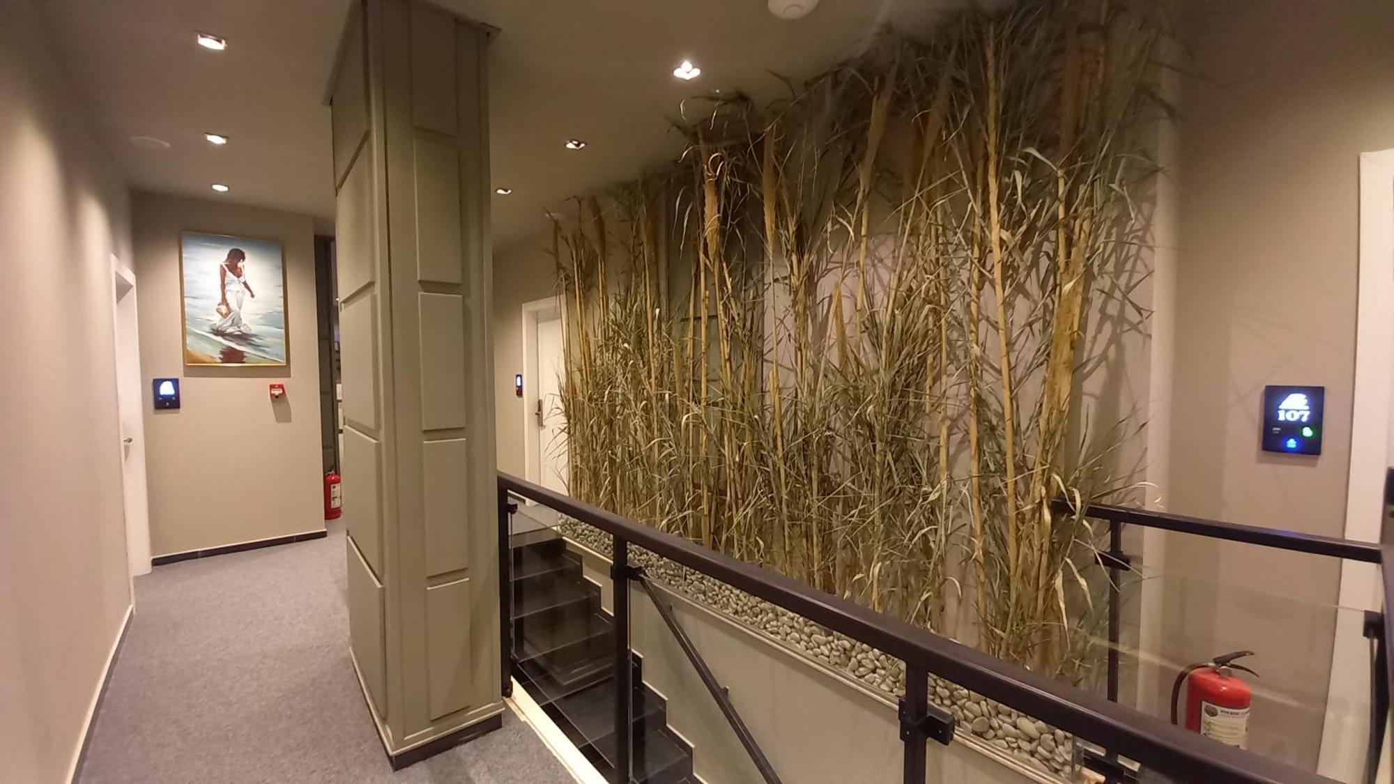 Hotel Aglon Vlore Luaran gambar